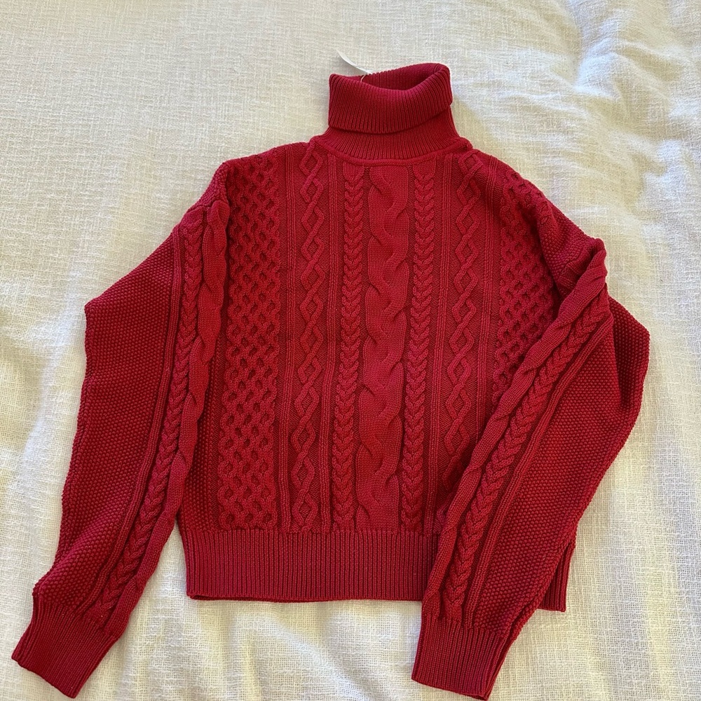 NWT Cableknit Turtleneck Sweater in size M Tall